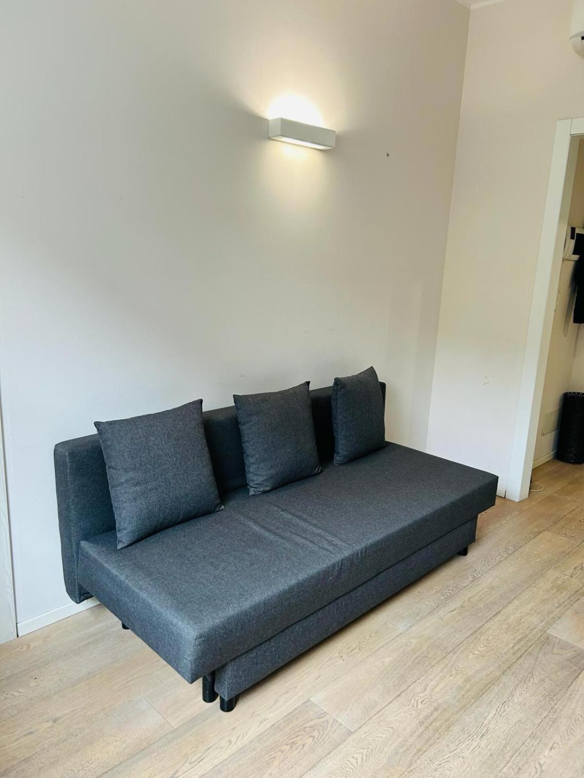 Easy Room Italy Milánó Kültér fotó